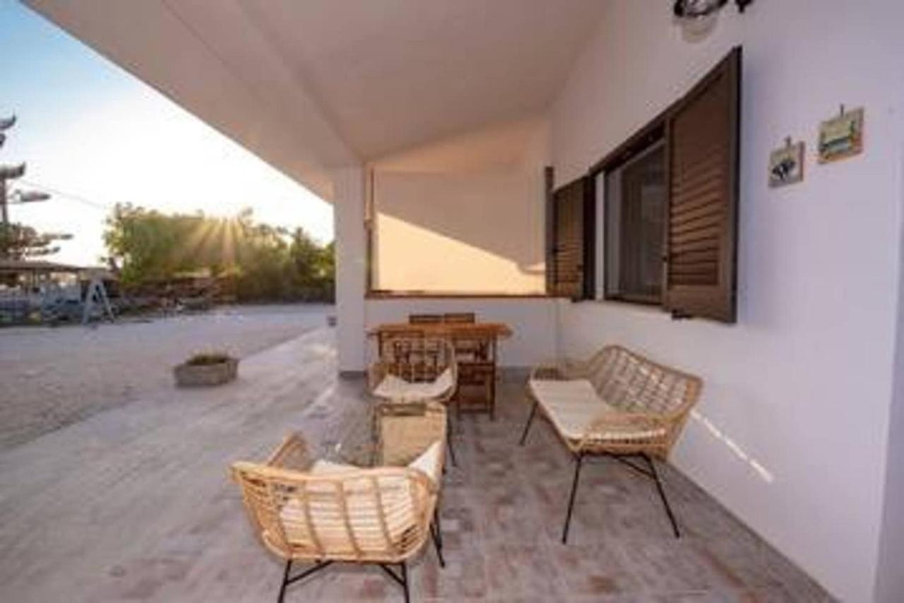 Villa Andrea San Lorenzo Noto Buitenkant foto